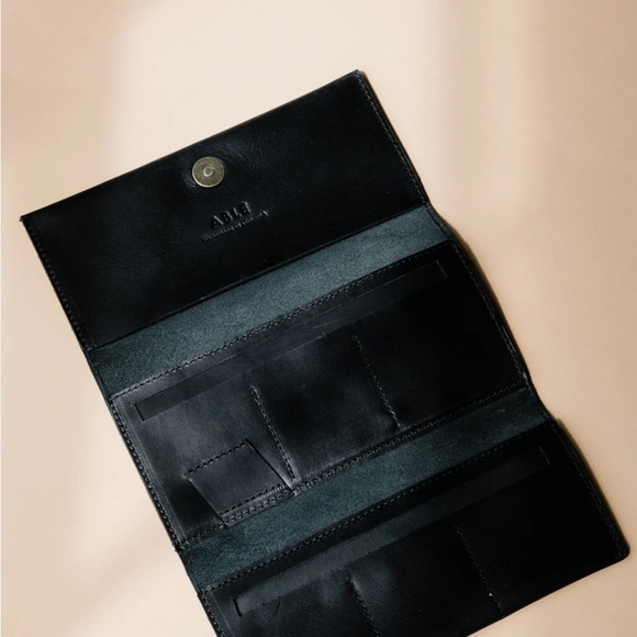 Able Debre Slim Black Leather Wallet - Picture 2 of 4